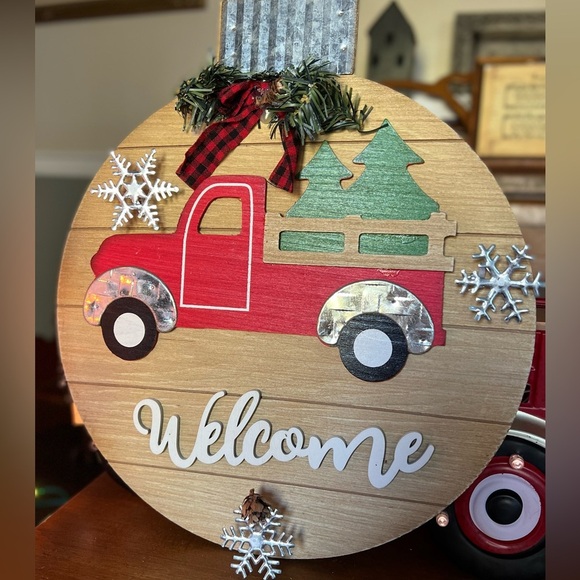 ❤️Rare Vintage Solid Wood Large
Red Truck Welcome Wall Decor‼️FINAL SALE - Picture 5 of 5